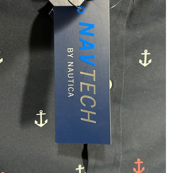 Nautica Navtech Mens M Anchor Print Short Sleeve Button Up Shirt Navy Brand New - Picture 4 of 10